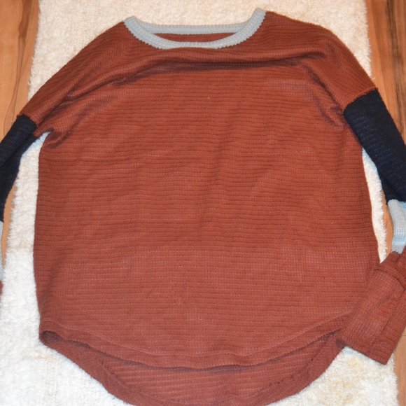 SO Tops - Waffle Weave Shirt.  Size XS, but will fit bigger!  NWOT
